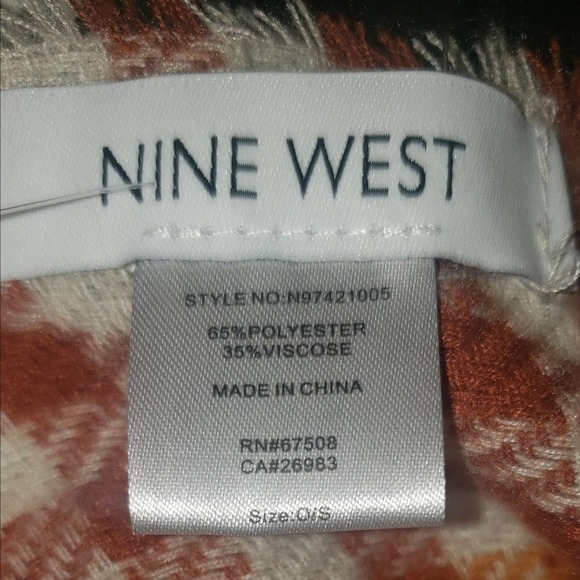 Nine West scarf maroon gold and cream NWT - Picture 2 of 3